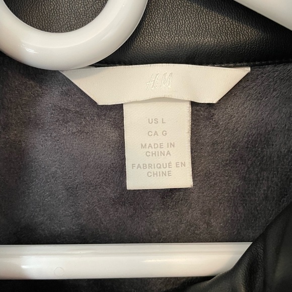 H&M LEATHER JACKET - Picture 2 of 3